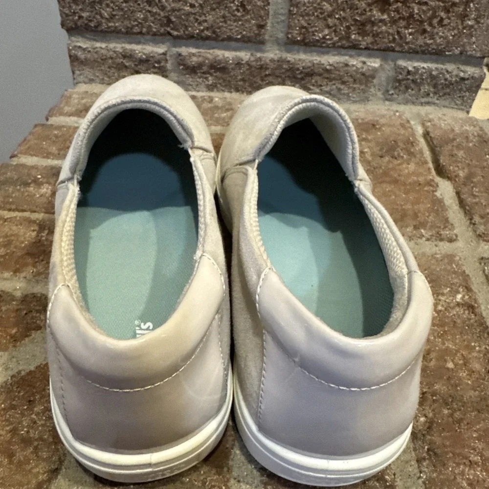 Dr. Scholl's 